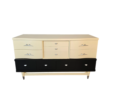 1970s Retro Dresser