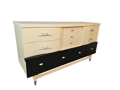 1970s Retro Dresser