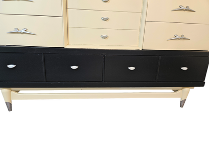 1970s Retro Dresser