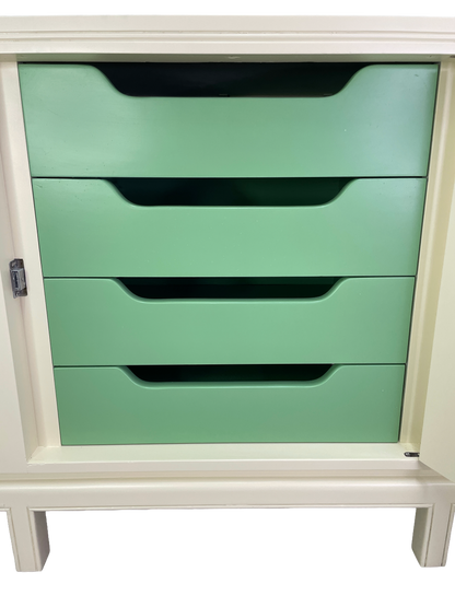 James Mont Style Lacquered Credenza in Cream & Mint Green, Hollywood Regency, 1960s (Attributed)